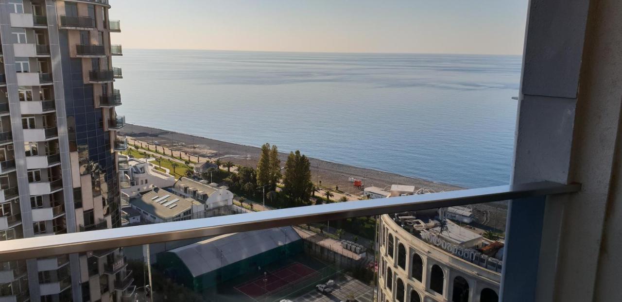 Batumi Apartments Guli Exterior photo