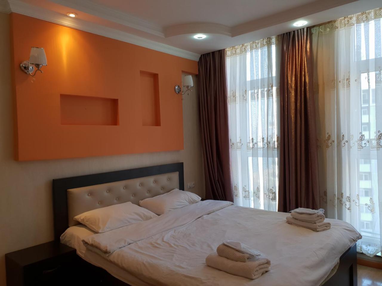 Batumi Apartments Guli Exterior photo