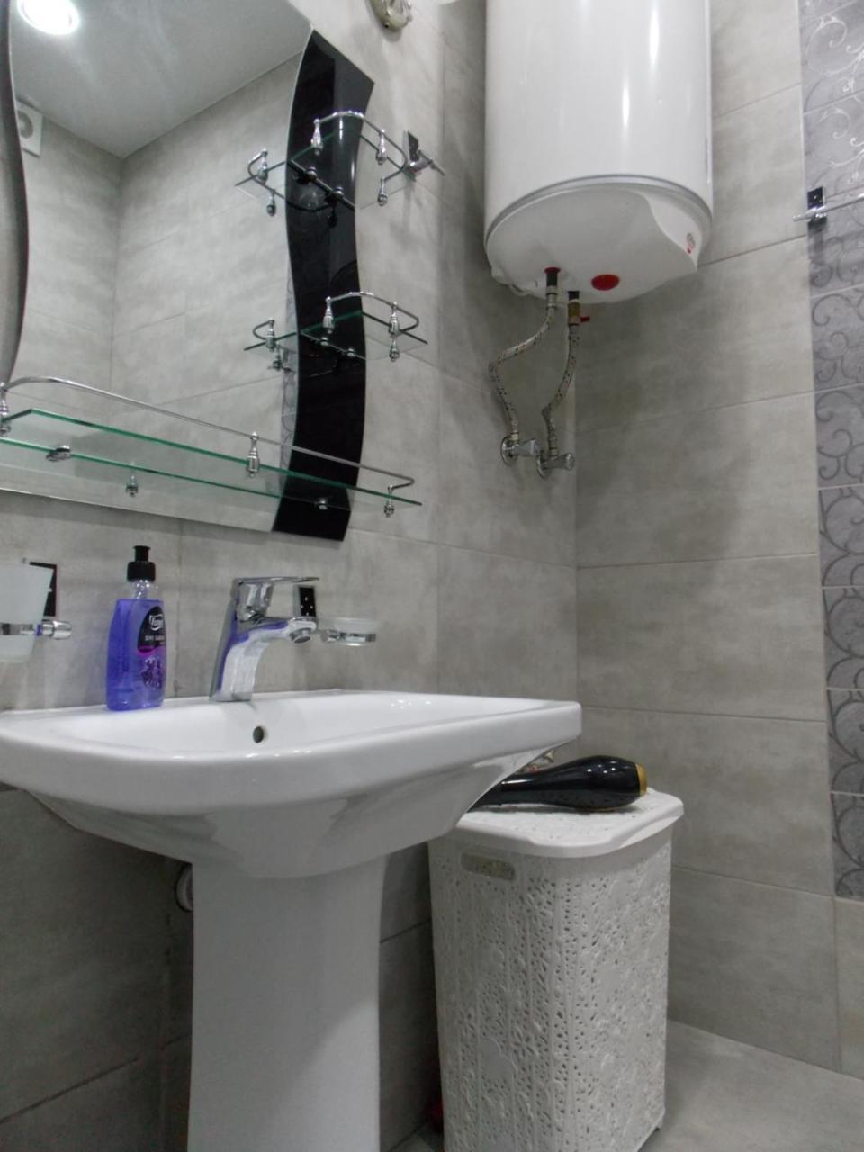 Batumi Apartments Guli Exterior photo